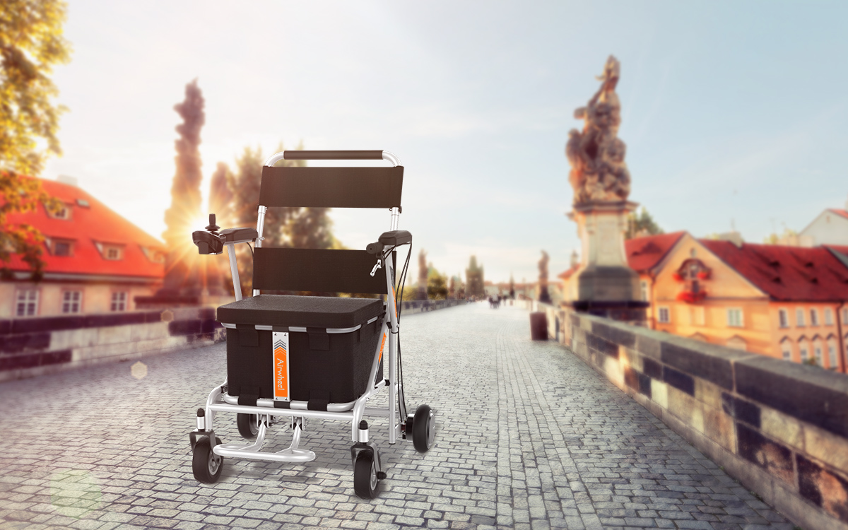 Airwheel H8 smart wheelchair