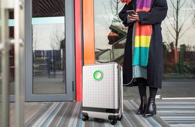 Airwheel SR3 intelligent autonomous suitcase