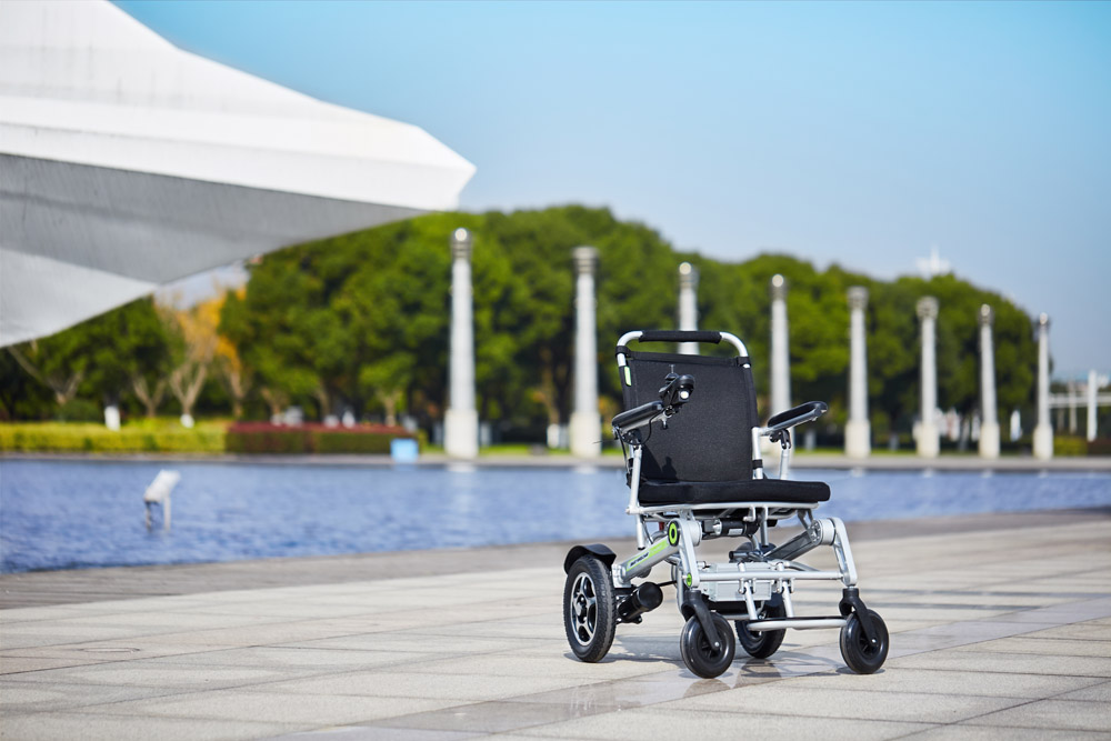 Airwheel H3S/T power wheelchair
